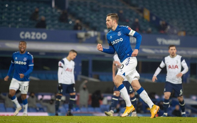 了运动会的 了运动会的