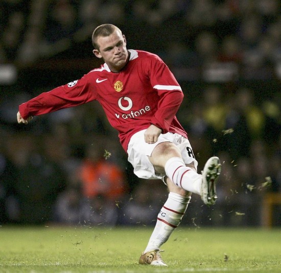 轻右翼卫阿 轻右翼卫阿